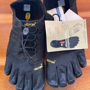 Women's Vibram fivefingers Trek Ascent shoes